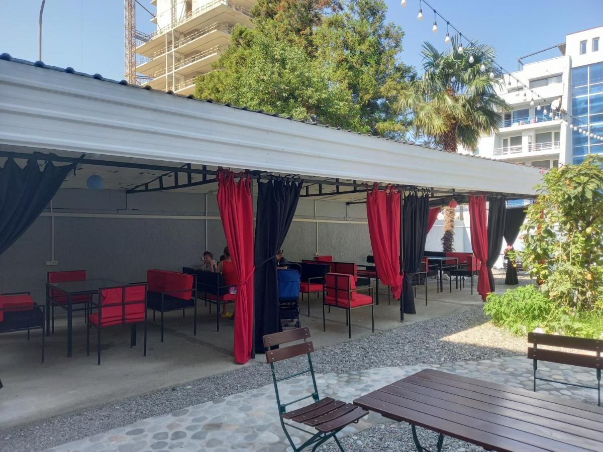 גוניו Hotel Liza מראה חיצוני תמונה