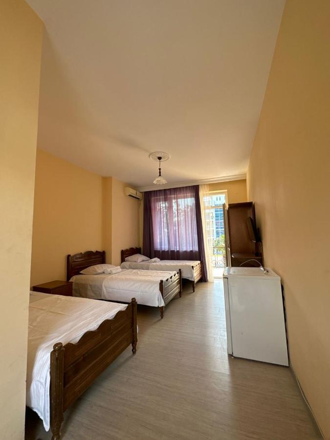 גוניו Hotel Liza מראה חיצוני תמונה