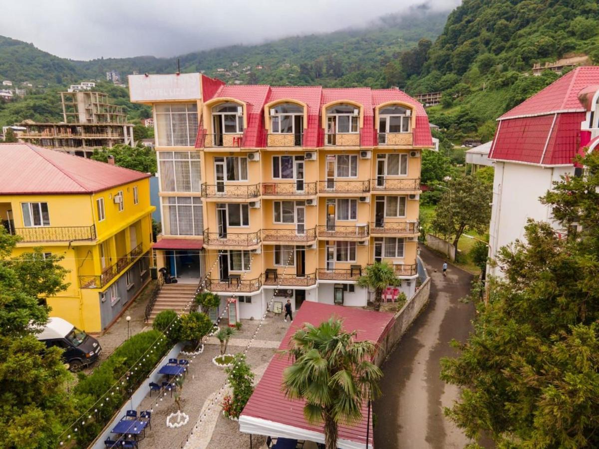 גוניו Hotel Liza מראה חיצוני תמונה